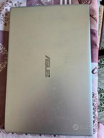 ASUS VivoBook 14" (Intel i3) - Perfetto per pezzi