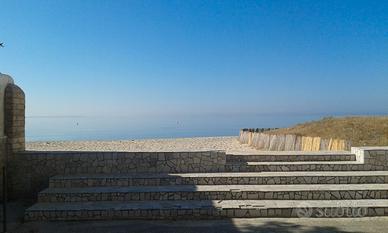 A pochi passi dalla sabbia, no agosto