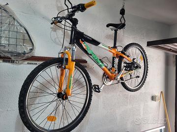 Bici MTB con ruote da 24"