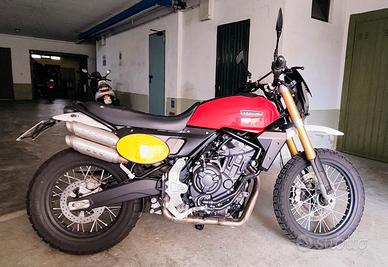 Fantic motore Caballero 700