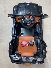 Auto elettrica bambini jeep batterie nuove 2026
