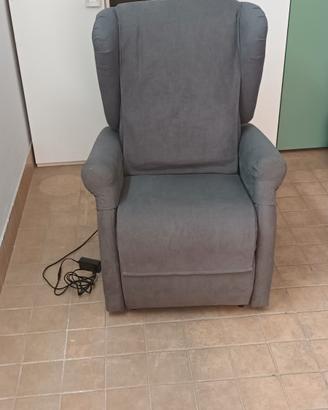 poltrone relax inclinabile e rialzabile