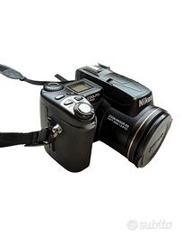NIKON Coolpix 5700