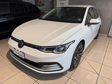 Volkswagen Golf 1.0 etsi evo Life 110cv dsg App co