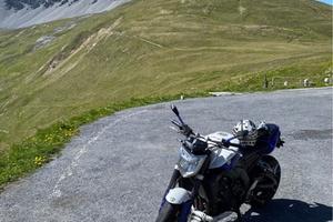 Yamaha FZ1  -150 cv -1000cc