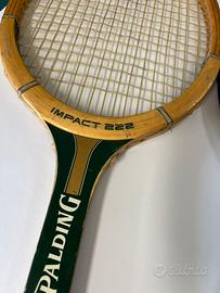 Tre racchette da tennis vintage in legno