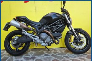 DUCATI Monster 696 Garantita e Finanziabile