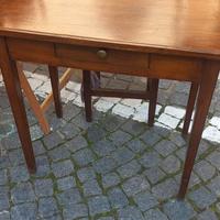 tavolino antiquariato
