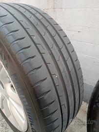 Pneumatici più cerchi