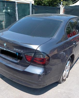 Ricambi BMW 320d anno 2006