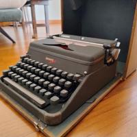 Macchina da scrivere HERMES 2000