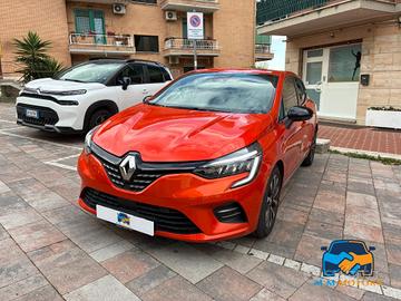 Renault Clio 5p Clio 1.6 E-Tech full hybrid Techno