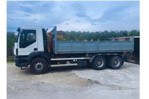 Autocarro Iveco 260T 41