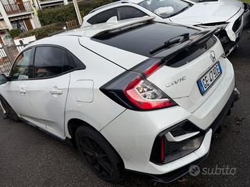 Honda Civic 1.5T 5 porte Sport+