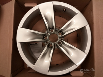 Cerchi in lega BMW serie 5 r18