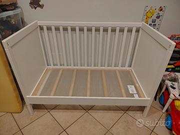 culla ikea trasformabile in 3 posizioni 