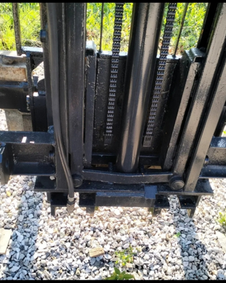 Muletto elevatore trattore