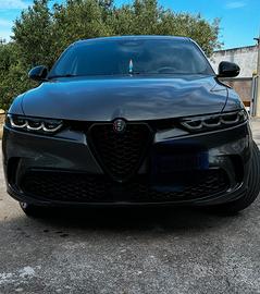 Alfa Romeno tonale Ibrida 2022