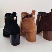 Stivaletti corti con dettaglio animalier