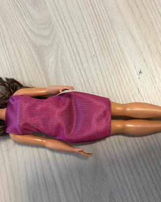 Barbie giornalista curvy