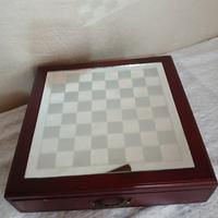 Scacchiera in legno e specchio vintage 