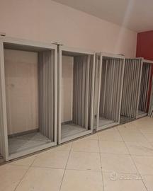 espositori per pavimenti  struttura scorrevole 