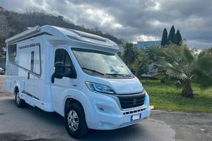 Camper Etrusco T6900 SB