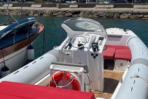 Splendido gommone Pirelli Pzero 880 Sport