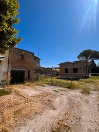 Lotto indipendente con grezzo