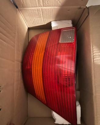 Coppia Fanali Posteriori Ufficiali VW Golf 4