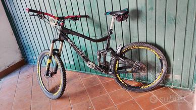 Bicicletta giant reign 2
