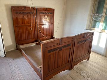 Letti in legno vintage