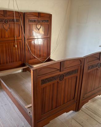 Letti in legno vintage