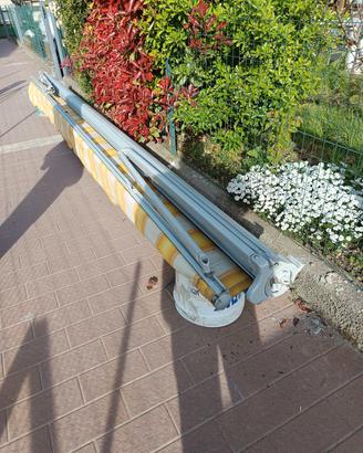 Tenda parasole avvolgibile elettrica 