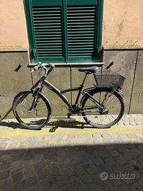 Bicicletta B’Twin da città con cambio