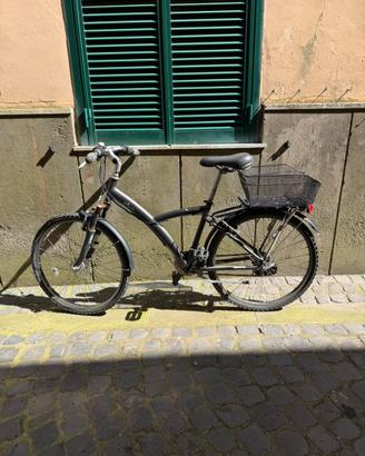 Bicicletta B’Twin da città con cambio