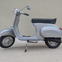 Vespa 50R