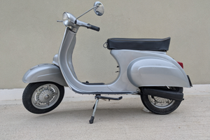 Vespa 50R