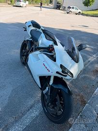 DUCATI 848 testa stretta