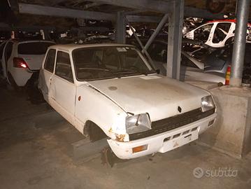 Renault 5 ricambi usati 