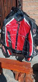 giubbotto sport marca Suomy