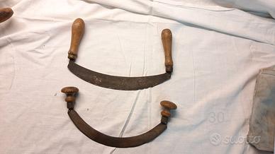 Due antiche mezzelune da cucina