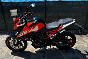Ktm Duke 125 (2018)