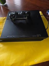 PS4 con accessori 