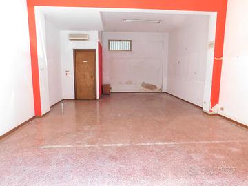 Ragusa beddio locale commerciale