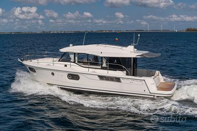 BENETEAU SWIFT TRAWLER 41 SEDAN e FLY