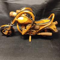 moto vintage in legno 