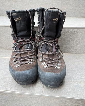 La sportiva nepal trek