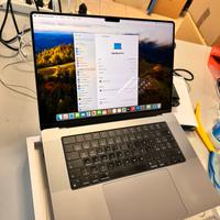 MacBook Pro 16” M1 Max