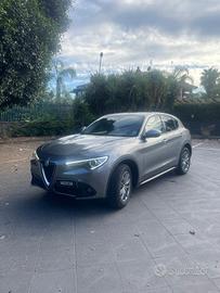 Alfa Romeo Stelvio 2.2 Turbodiesel 210 CV AT8 Q4 S
